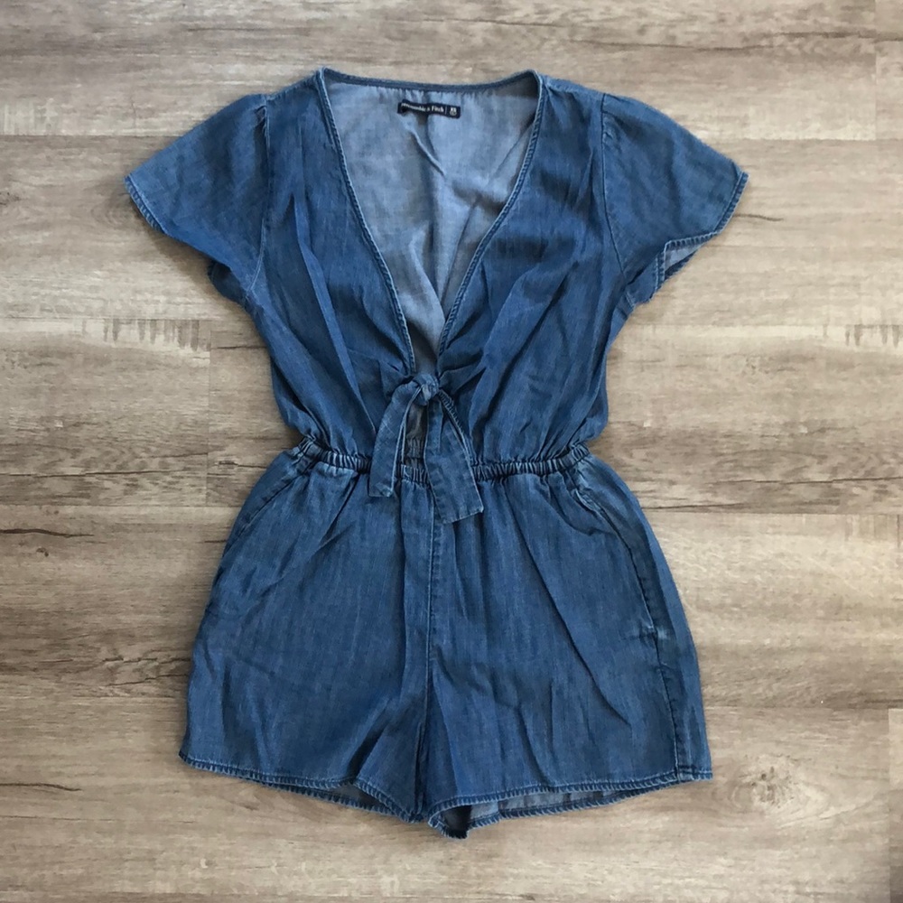 Denim jean romper jumpsuit with tie front XS